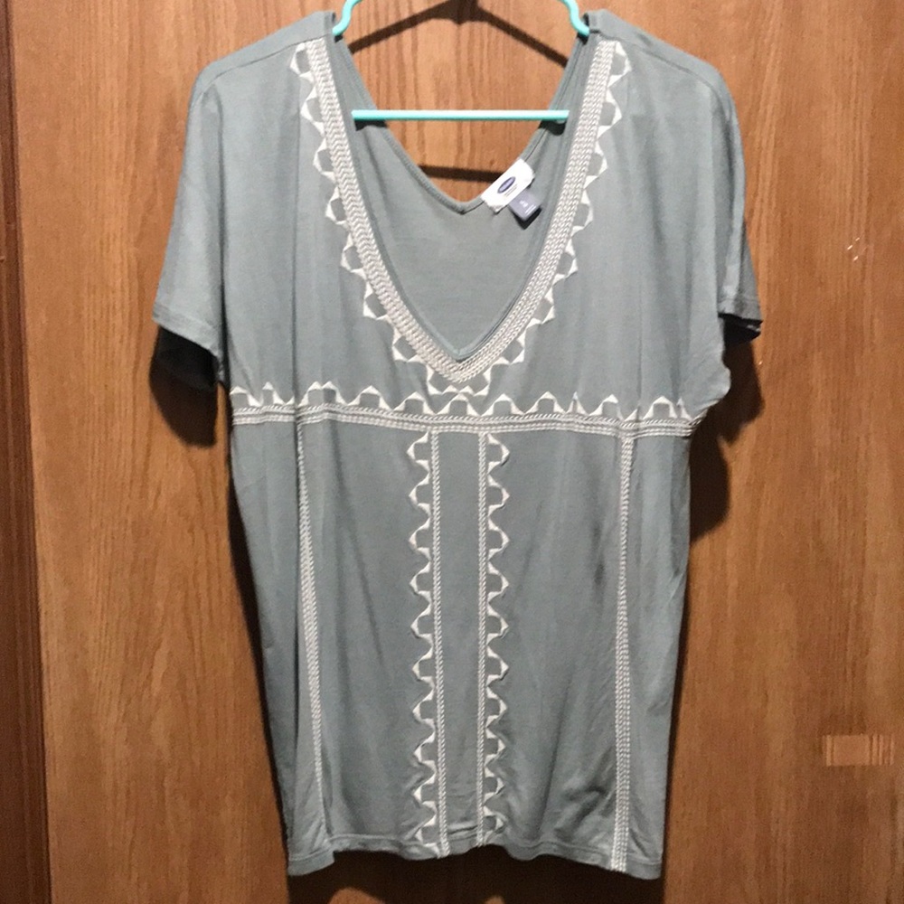Old Navy L Thyme To Go Summer Top Embroidered